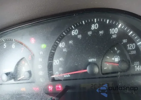 2002 Toyota Camry Le z USA, uszkodzony, nr VIN 4T1BE32K22U054336